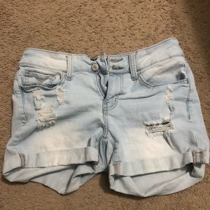 Low rise denim shorts
